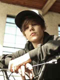 Justin_Bieber(2).jpg