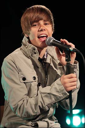 Justin_Bieber_1010108a.jpg